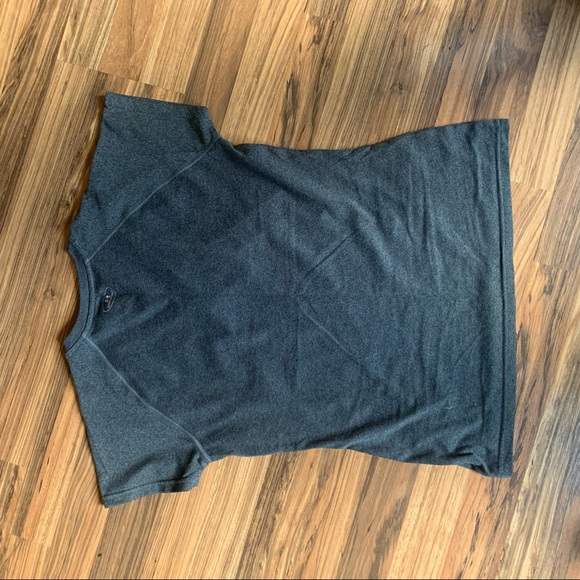 Under Armour - Semi Fitted Heat Gear - T shirt - Picture 4 of 6